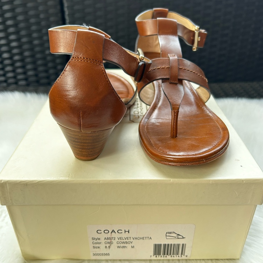 Authentic Coach Velvet Vachetta size 8.5 Tan